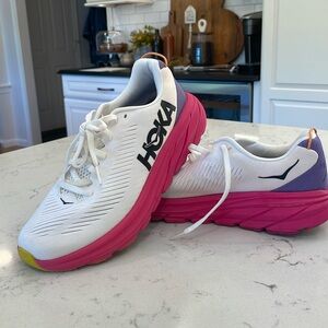 Hoka Rincon 3 women’s sneakers